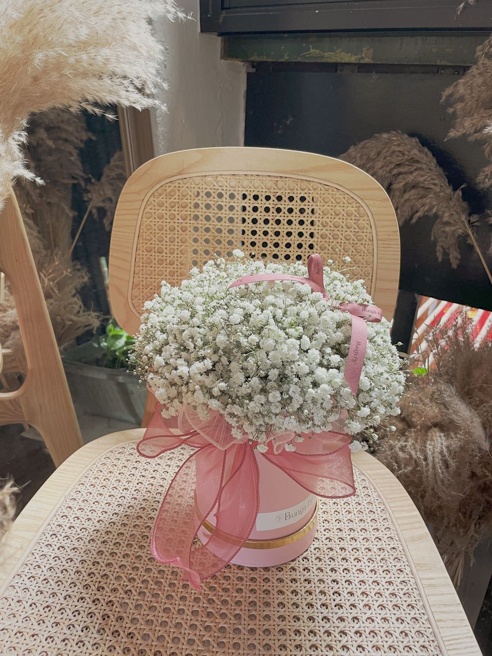 Baby's Breath Bloom Box